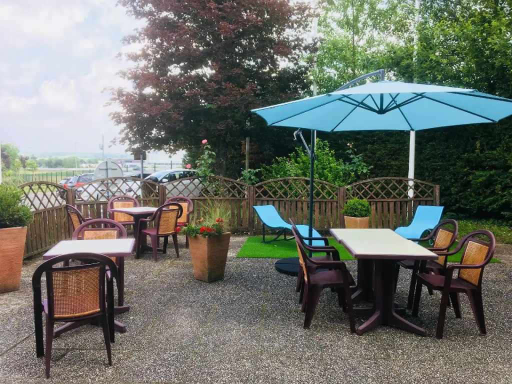 ibis Nemours