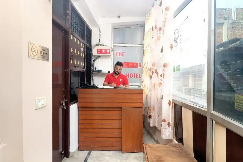 Hotel O Simran
