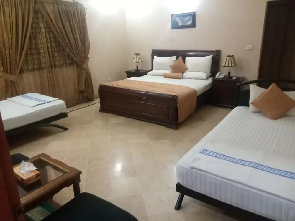 Luxury Inn