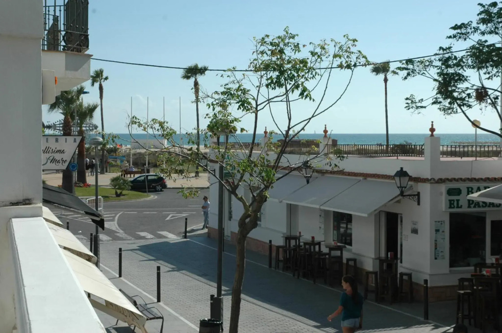 Piso en Conil, 1º linea de playa con Wifi gratis
