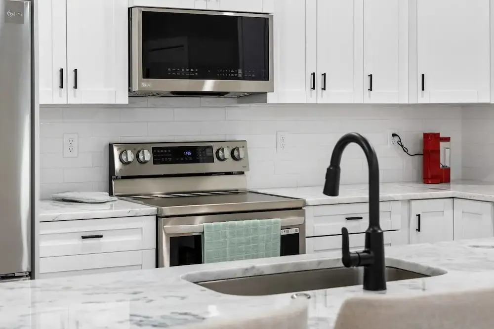 New Build in Old West 3 Bed, 2 Bath Family Rental