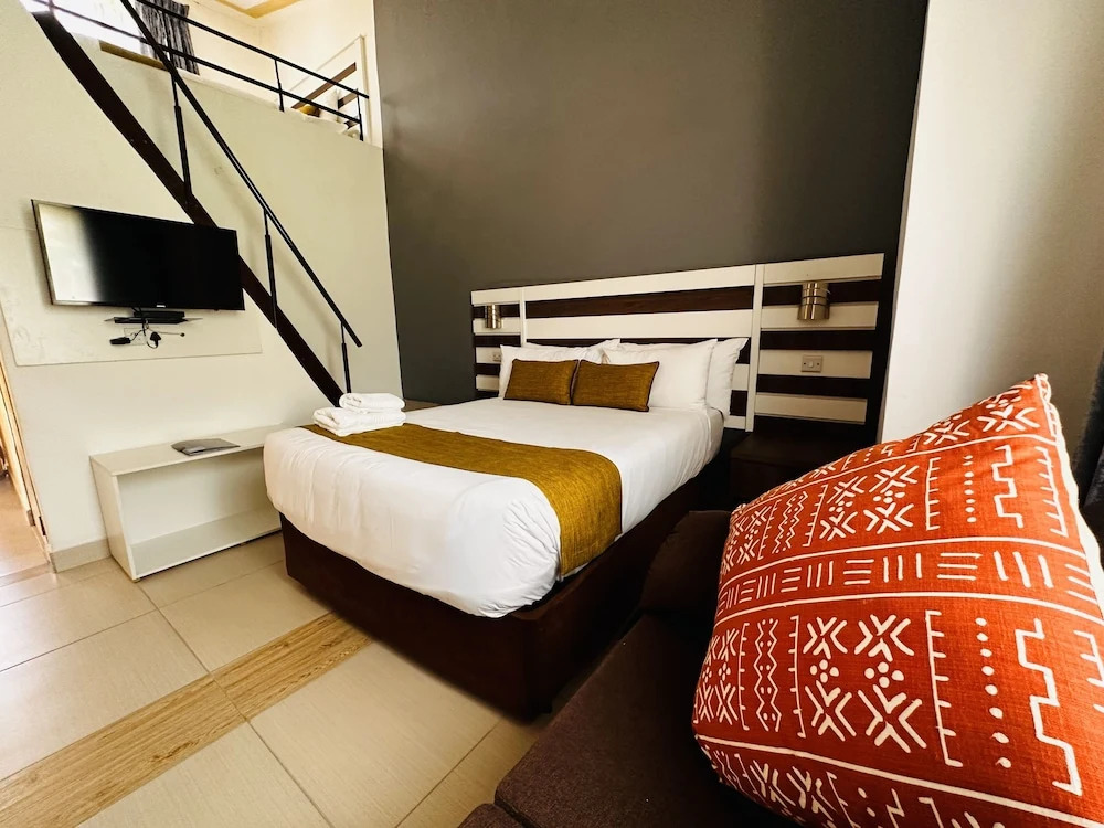 Epanga Apartments