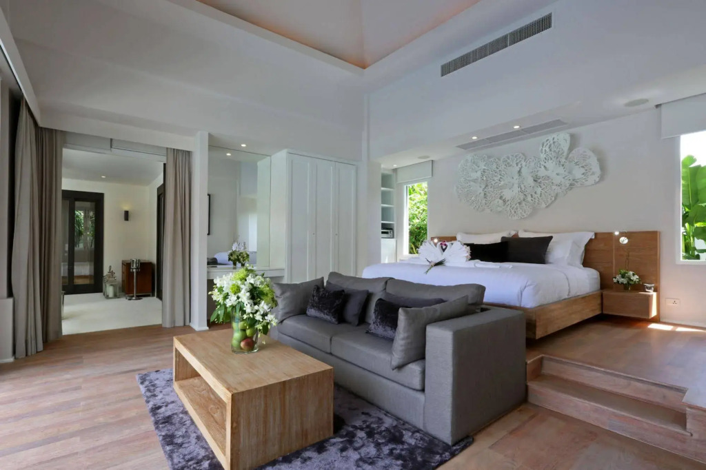 Saitaan Villa Dennapa Bang Tao Beach