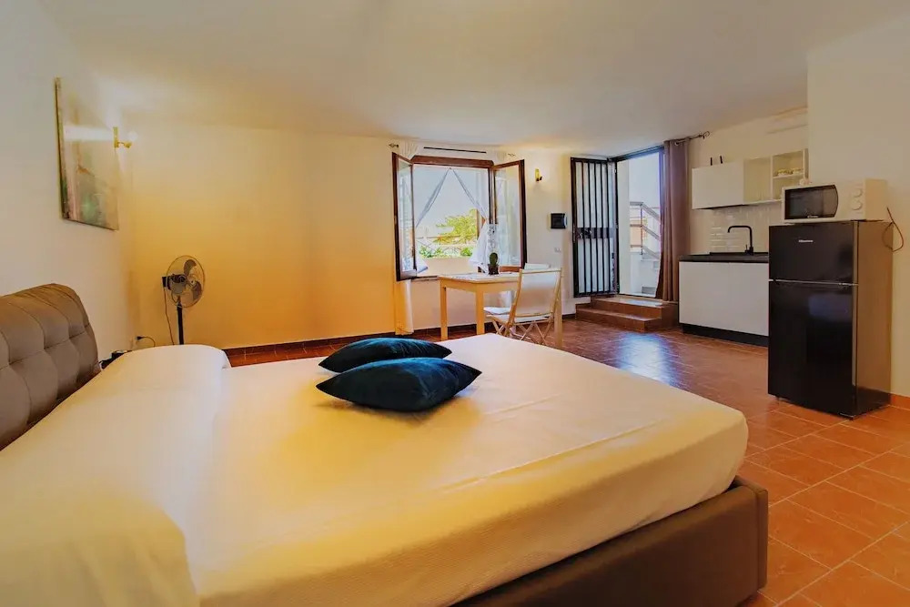 Pater Meus Suites - Sea View, Pool & Parking