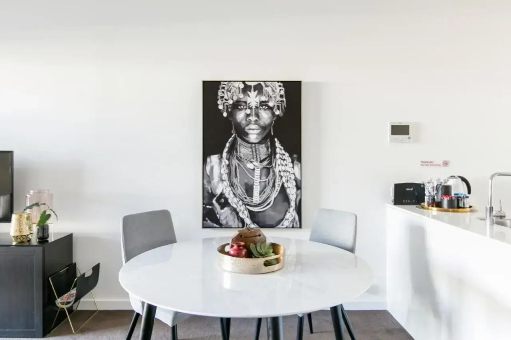 ★Lux 2BR on Hindmarsh SQ★