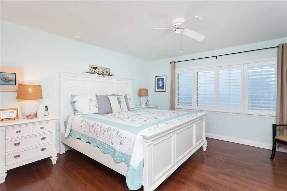 Four Winds A3T - Two Bedroom Condo