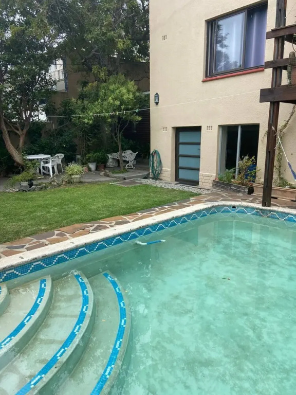 Lavish Camps Bay Pool Side Apartment
