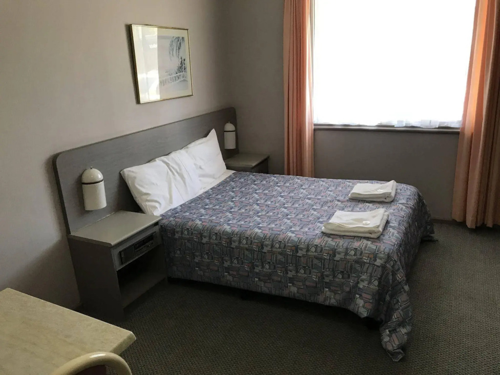 Tea Gardens Hotel