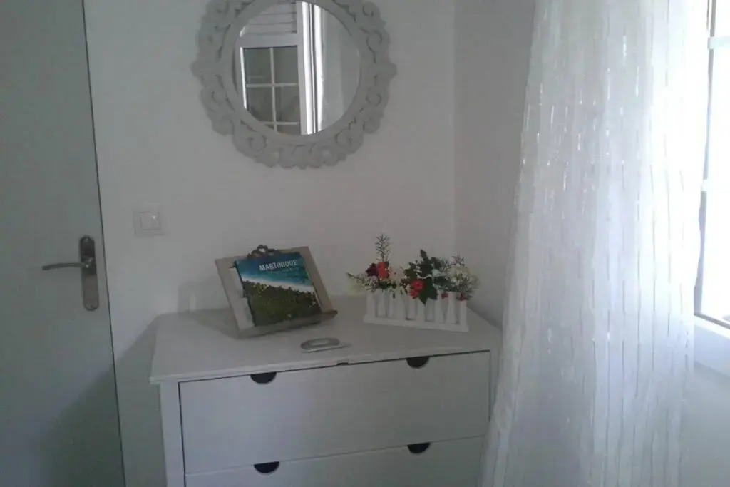 TICASE SOLEIL - F2 tout confort, terrasse, jardin privatif, DIDIER