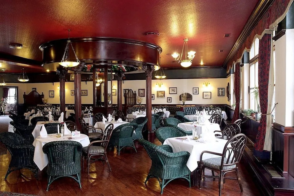 Jembo Park Hotel