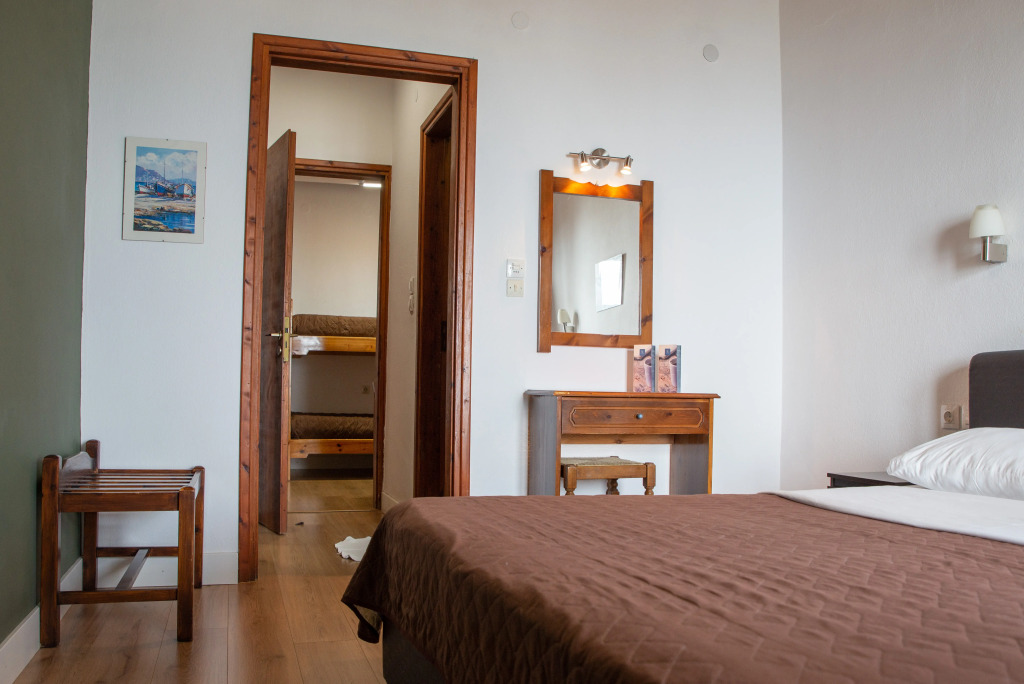 Cleopatra Hotel Horefto
