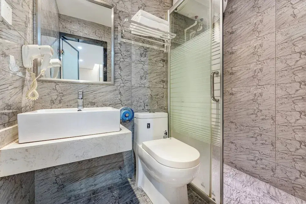 Guangzhou Kaiyue Hotel Luoxi Metro Station Branch