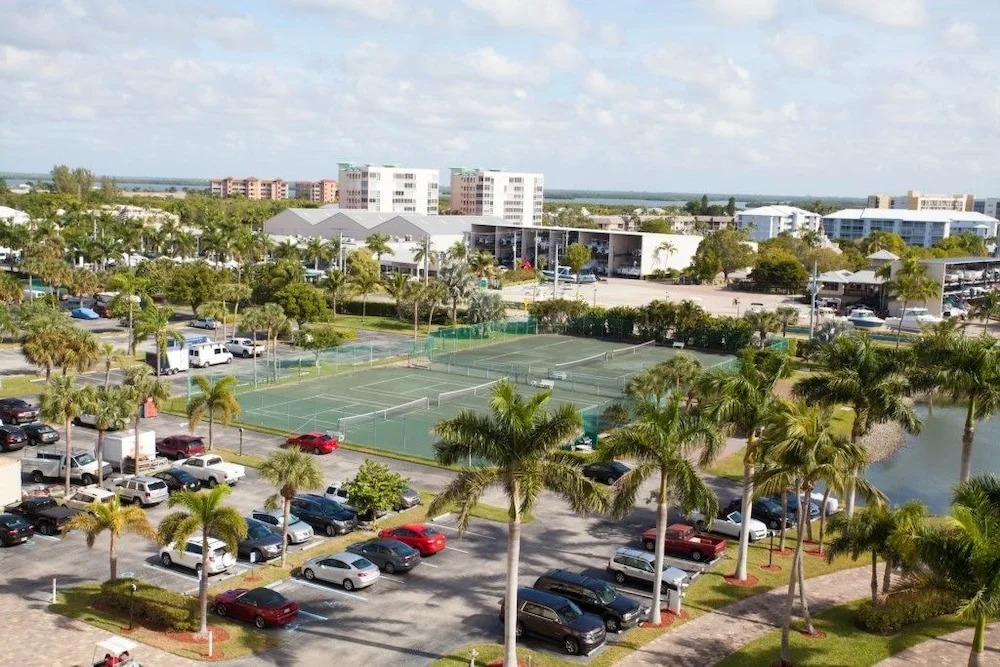 Estero Beach & Tennis C-707 #253658 - 1 Br Condo
