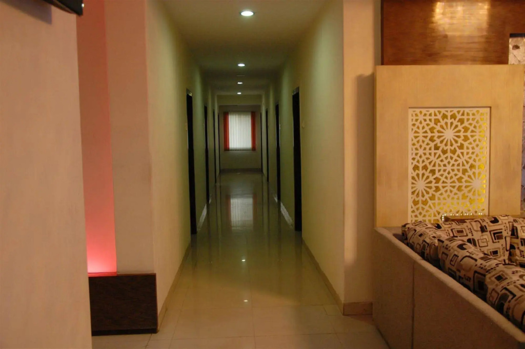 Hotel Enzo International