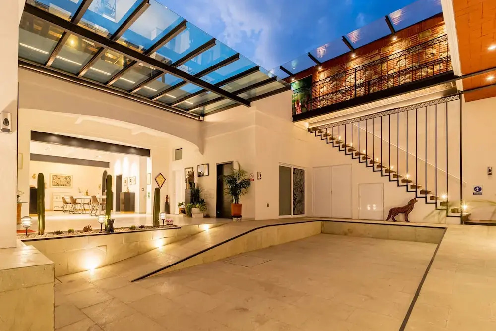 LARIMAR Gallery y Hotel Boutique
