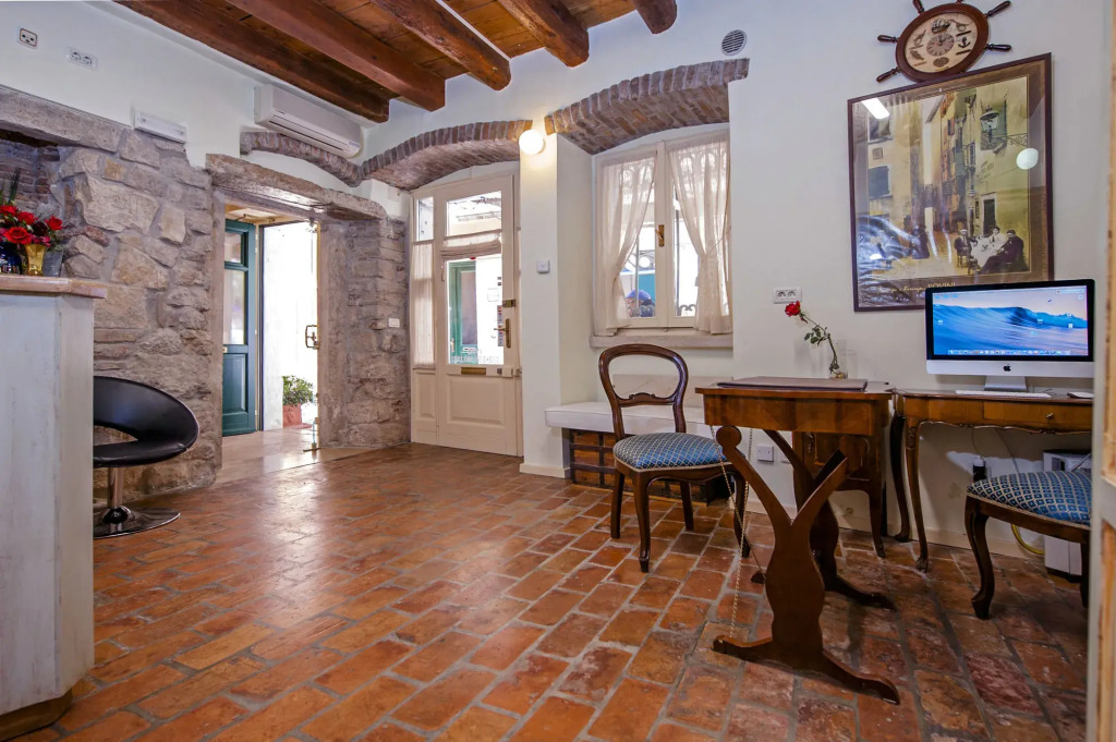 Rooms Sotto i Volti