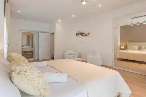 S&S rooms