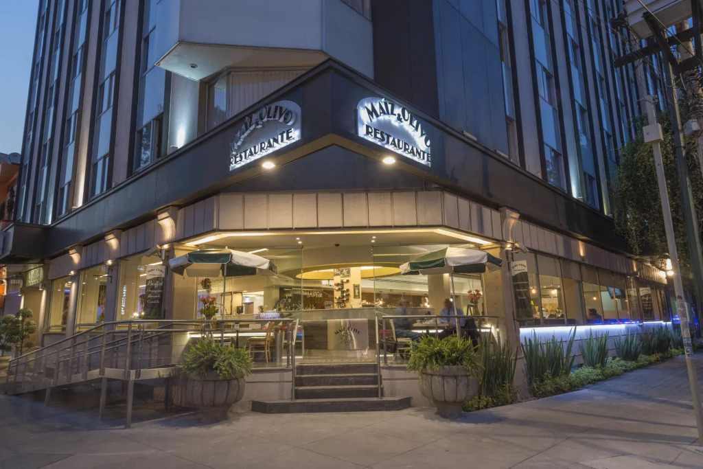 Stanza Hotel