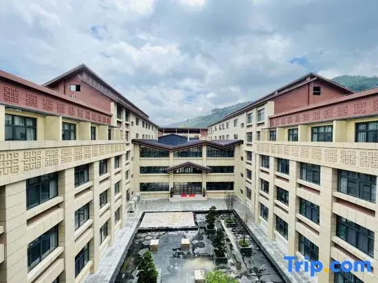 GUANGYUESHANG Zequn Hotel