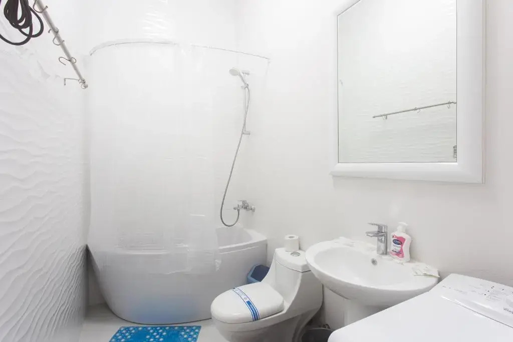 Royal Apartment On Bazhanova 11 A