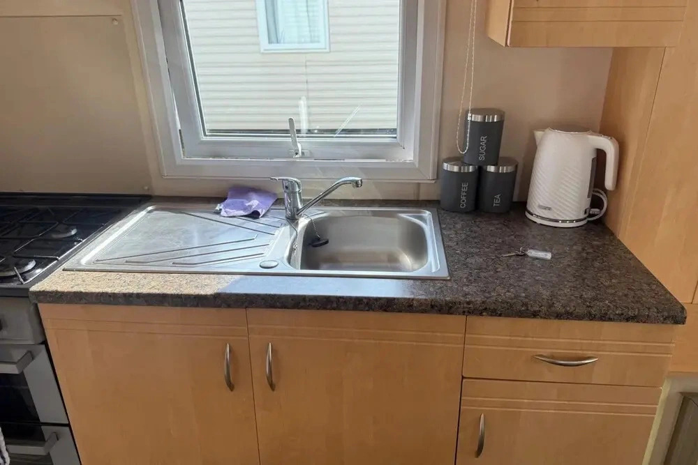 2 Bedroom Caravan Sleeps 6 -free Parking -Tv -wifi