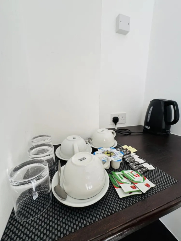 Carlton Court Hotel