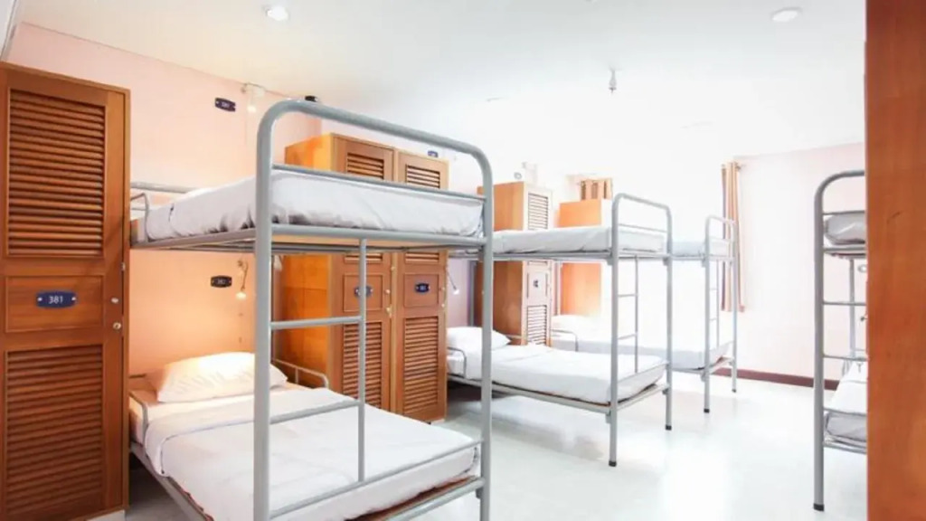 Royal Express Inn