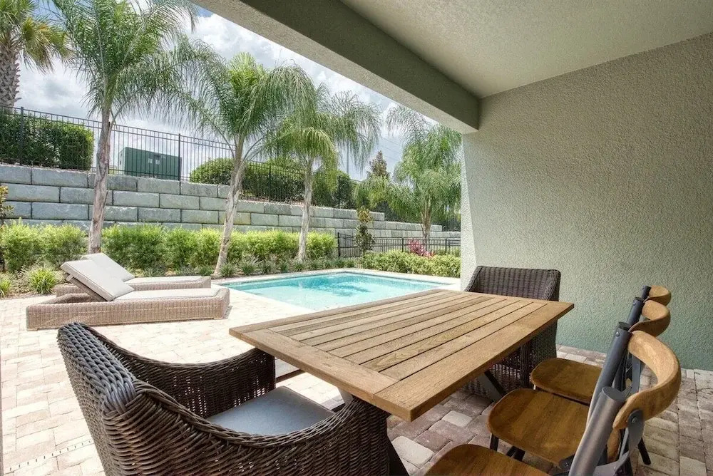 25% Off 15 BR Near Disney