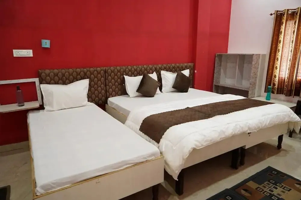 Shree Puram Guest House