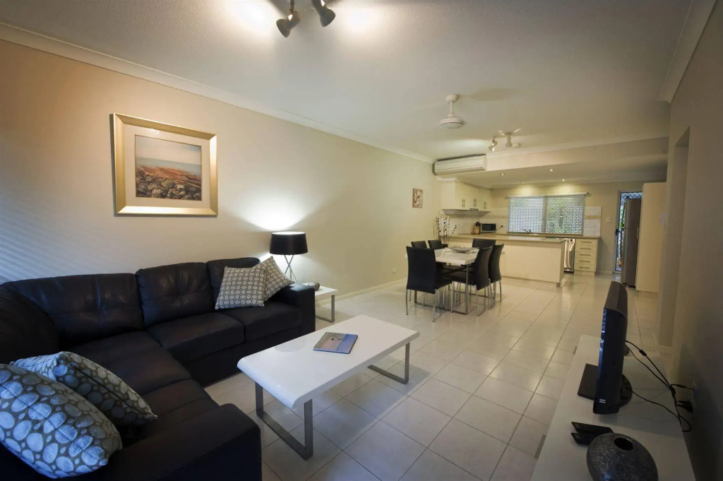 Costa Royale Beachfront Apartments