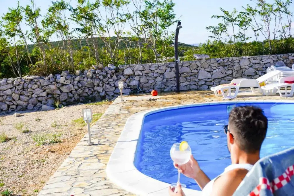 Villa Lara with Pool, Novalja