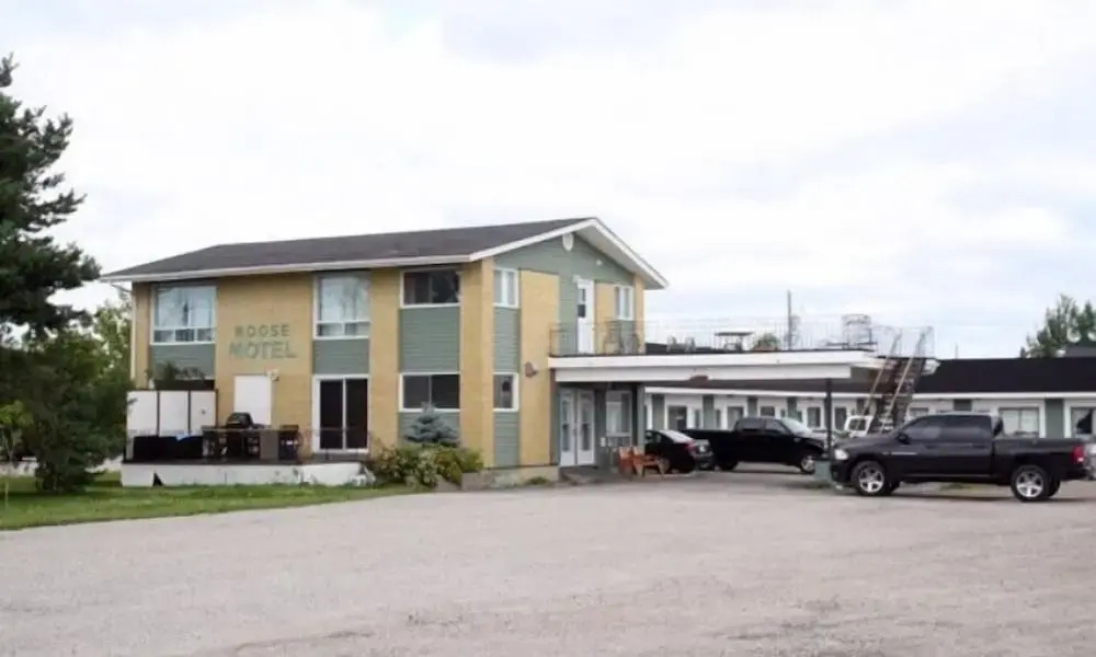 Moose Motel