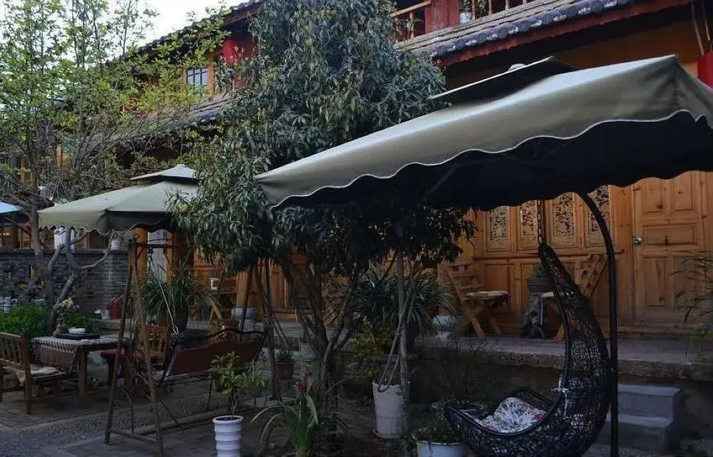 Lijiang Shuhe Photographer Station