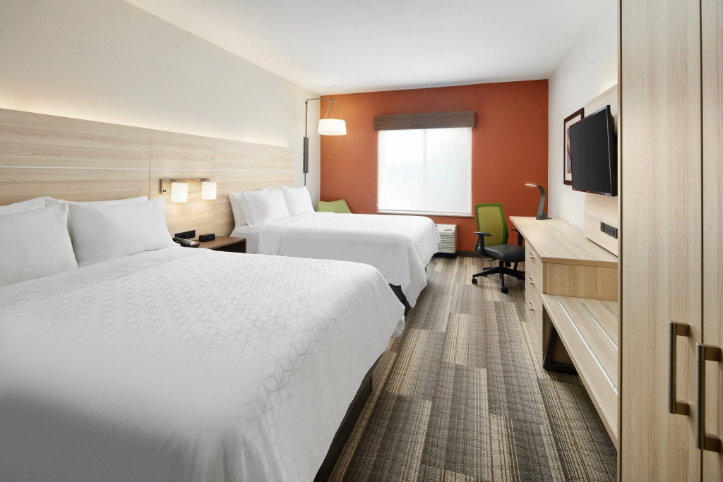 Holiday Inn Express Hotel & Suites Salem by IHG