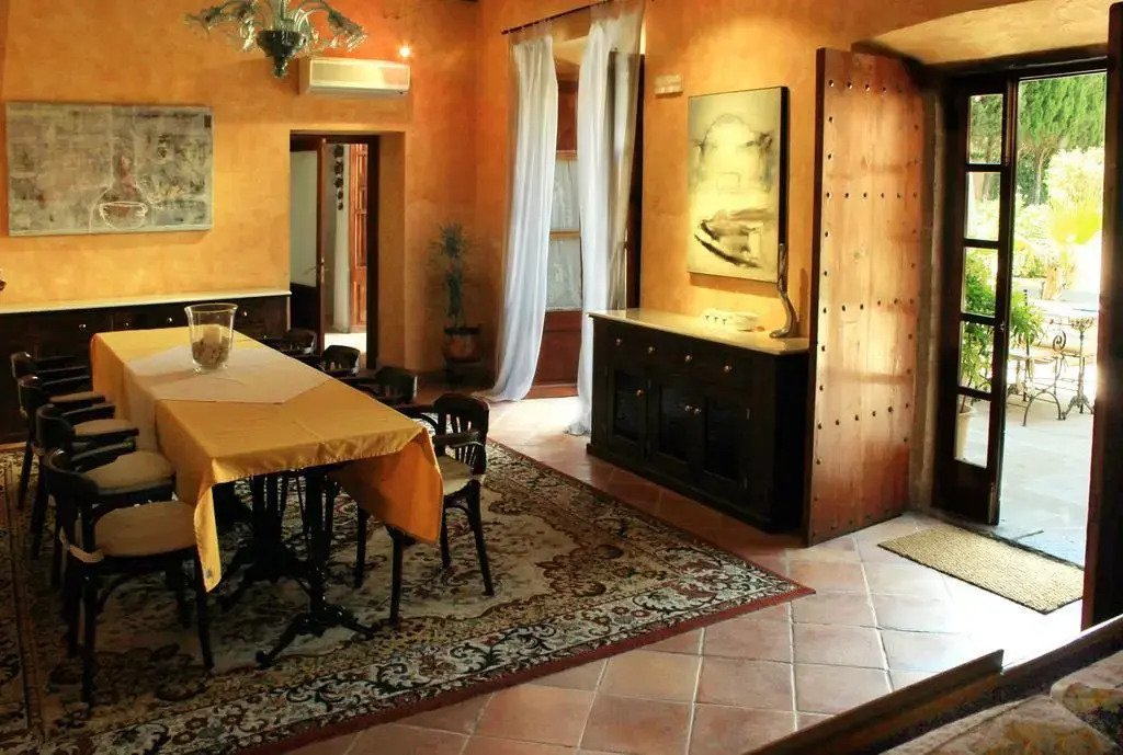 Petit Hotel Alaro