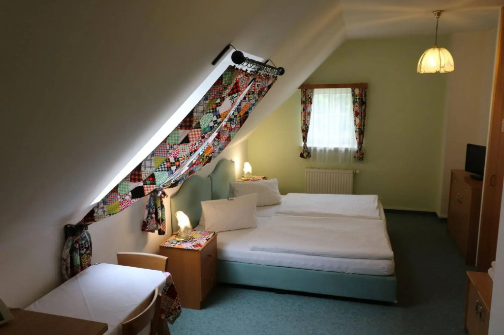 Pension - Alt - Strassgang