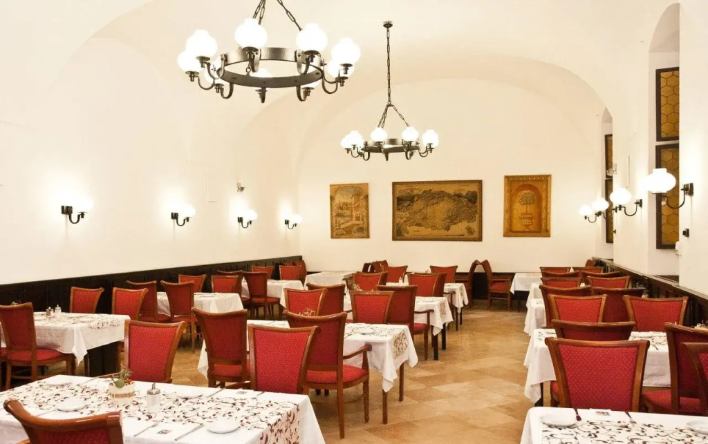 Hotel Klastrom