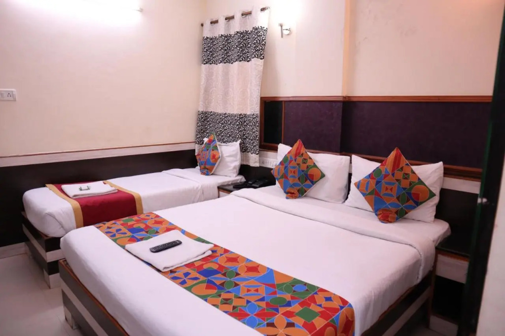Smilestay Sairam Residency