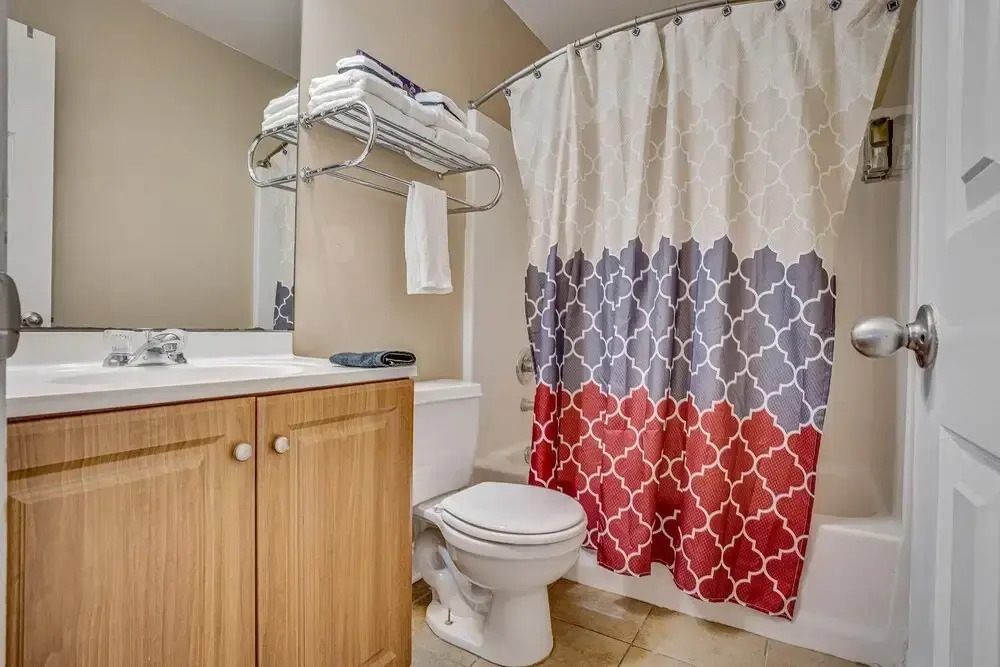 Lasalle - 2D · Spacious Gated Apartment w/ Off Street Parking!
