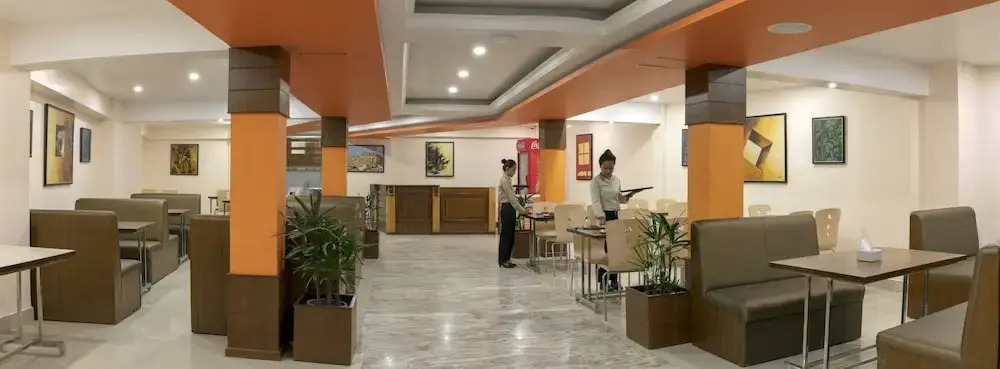 Kailash Kuti Inn