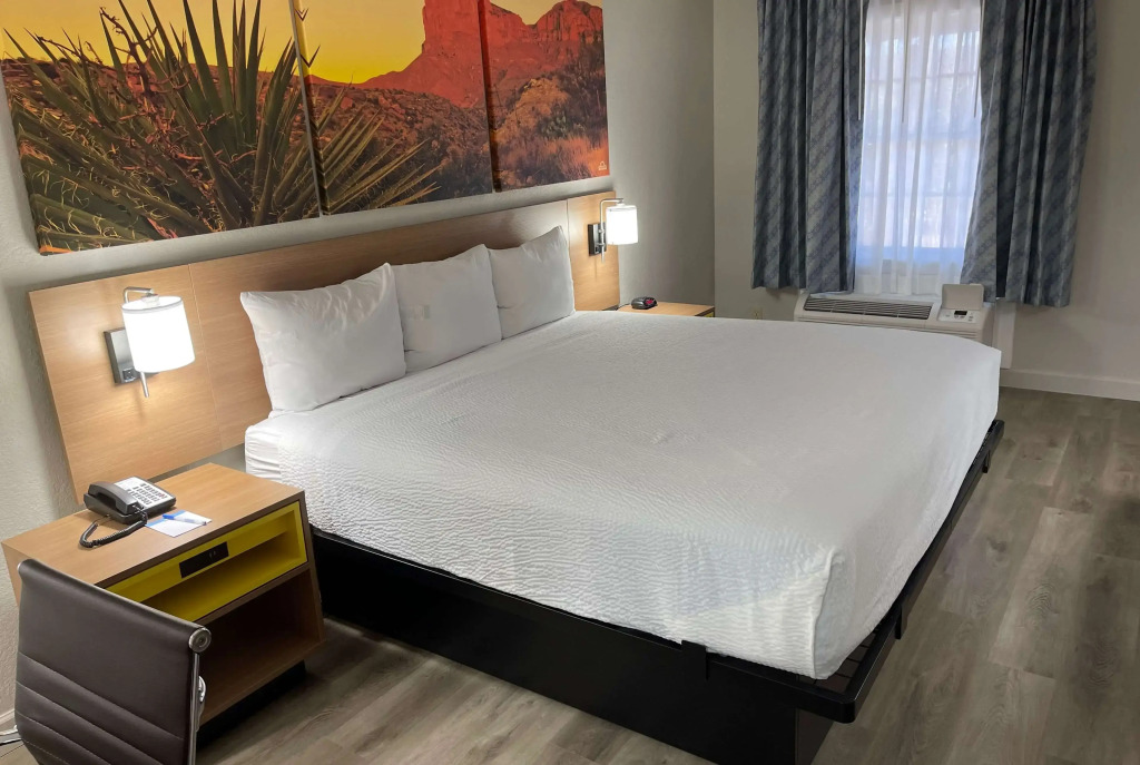 Days Inn by Wyndham Tucson City Center
