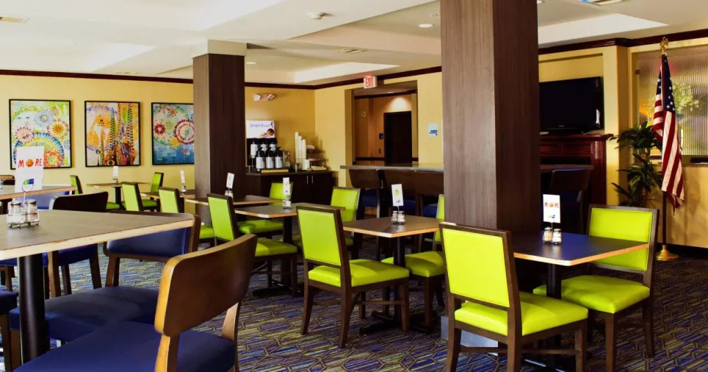 Holiday Inn Express Hotel & Suites Waller by IHG