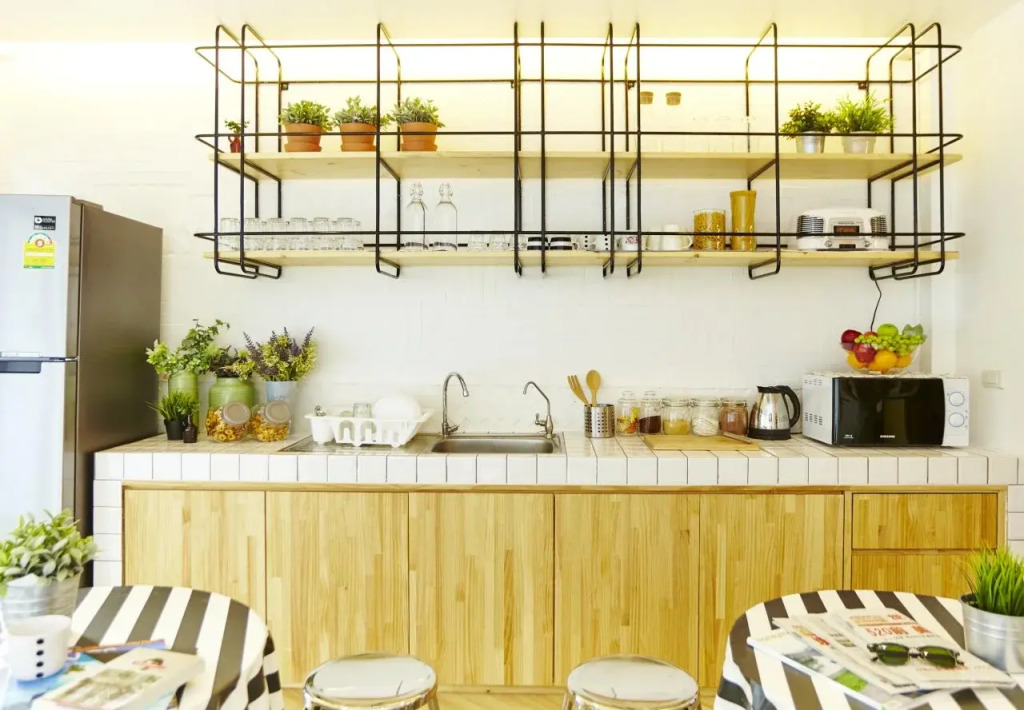 LiveitUp Asok Hostel