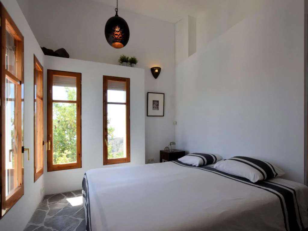 Villa a Sayalonga vicino al mare