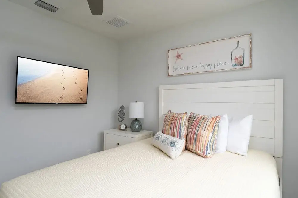 Welcome To Ostego Beach Vacation Rental - 253 Ostego 4 Bedroom Home by RedAwning