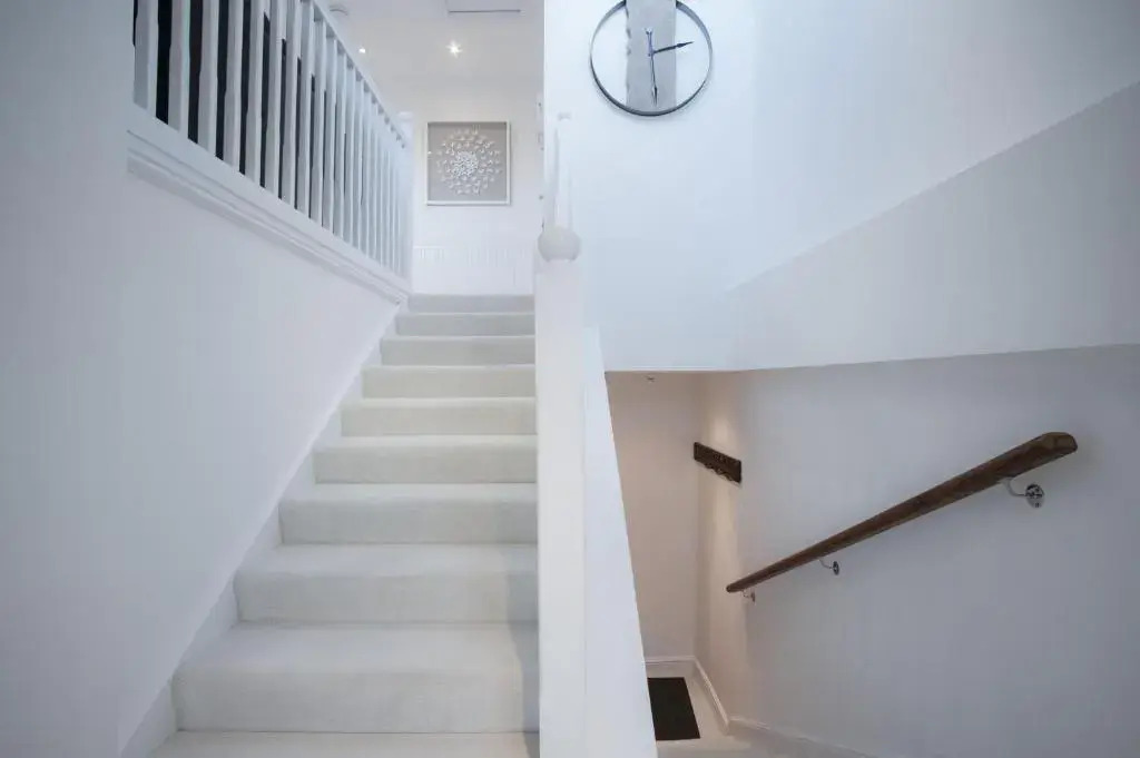 Skylark - 2 Bedroom Apartment - Tenby