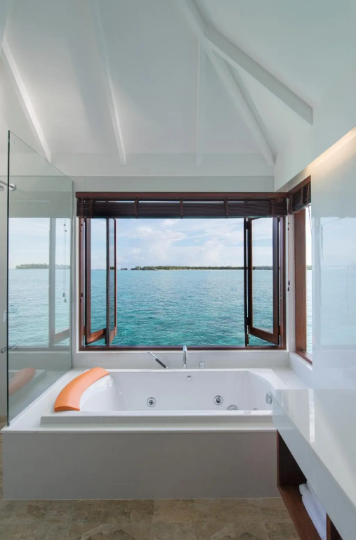Summer Island Maldives