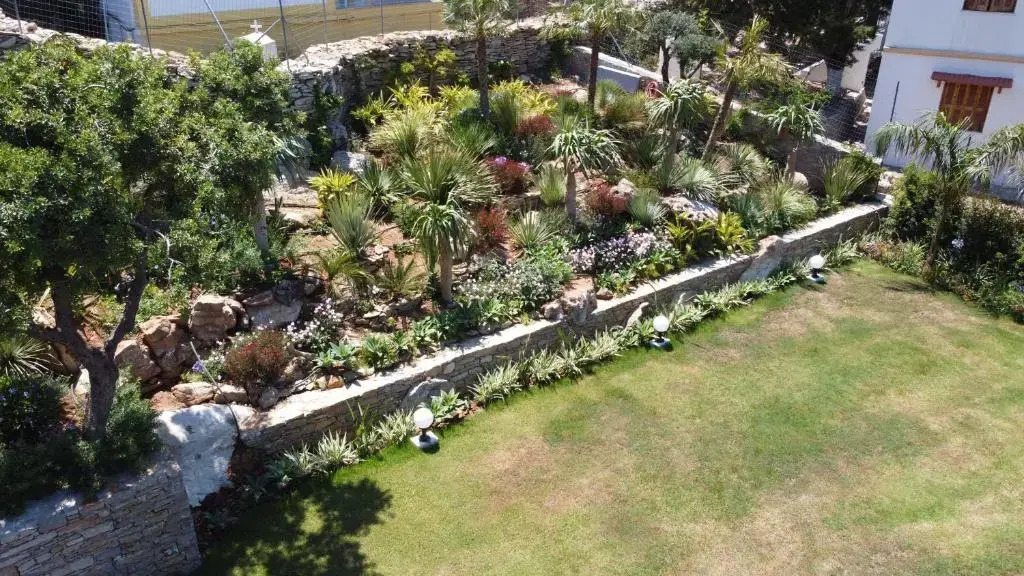 Niriides Hotel Apartments