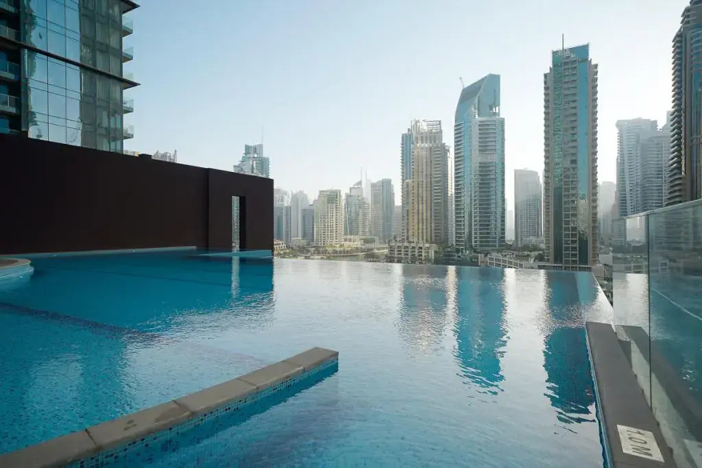 Luxurious apartment with prime location