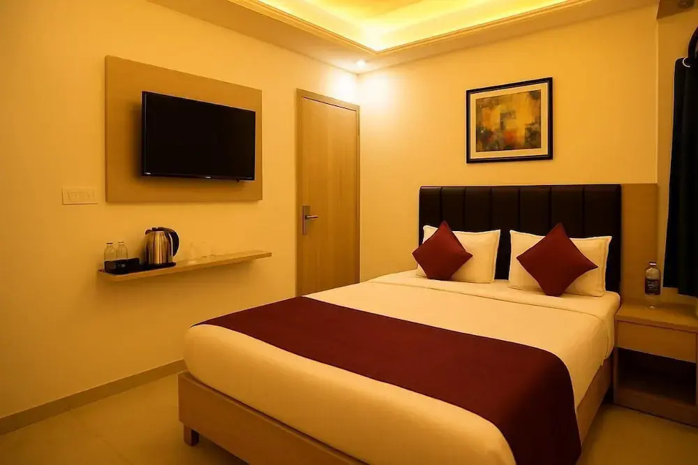 Hotel Kanha Inn Ayodhya